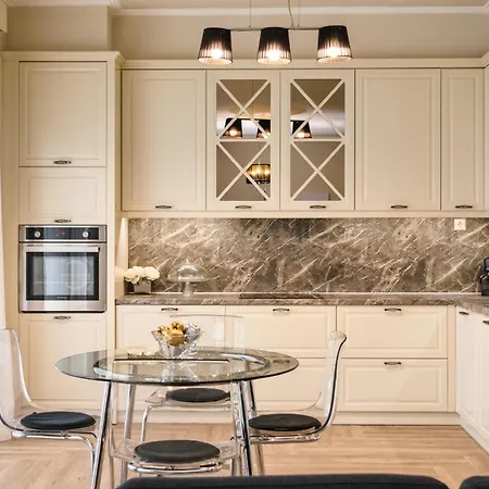 Town Harmony * Kalambaka